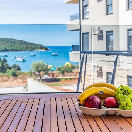 2 Bedroom Gorgeous In *