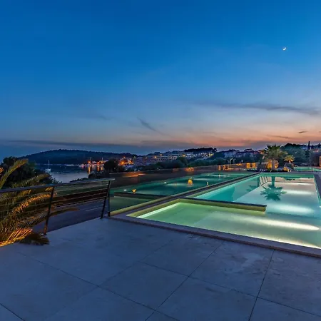 2 Bedroom Awesome In * Banjole